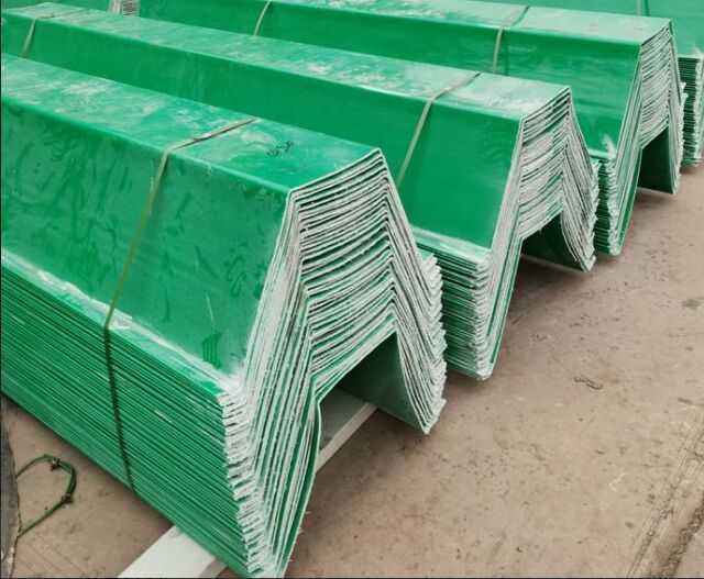 玻璃鋼水槽生產(chǎn)設備